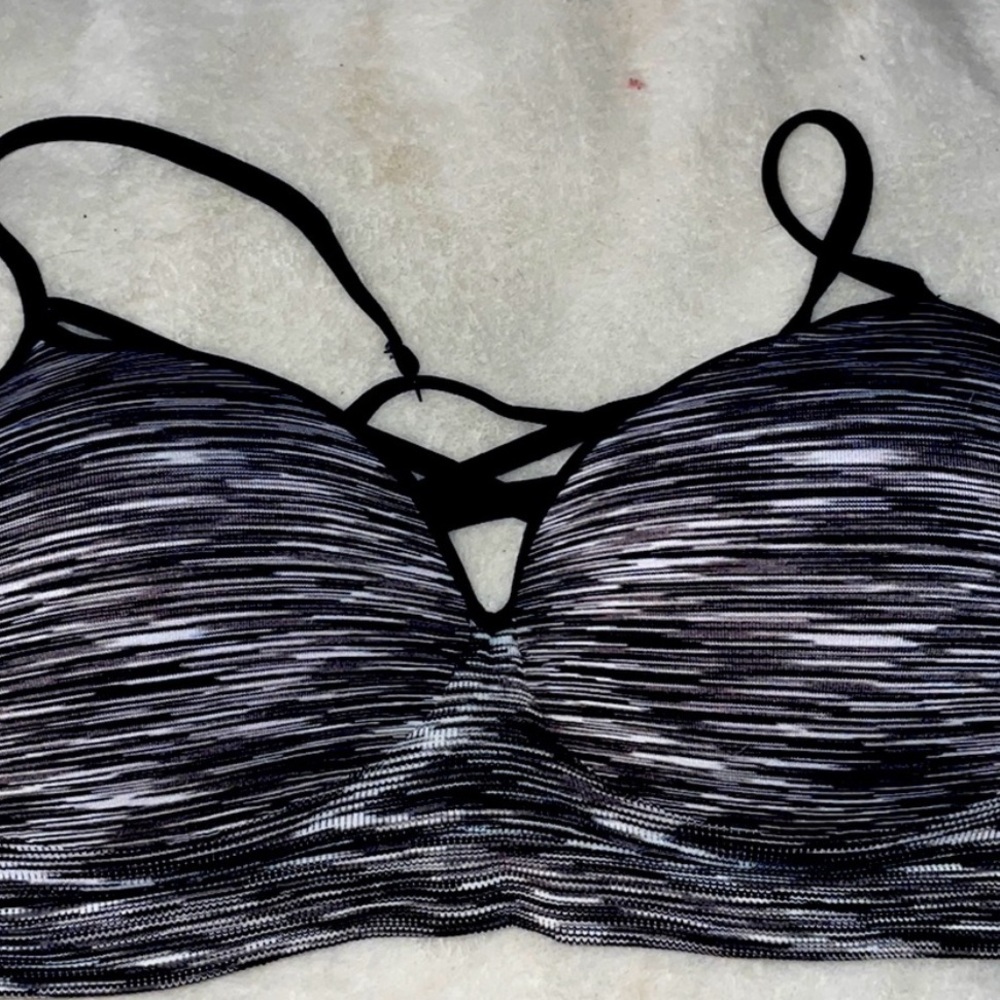 Victoria’s Secret pink, sports bra large